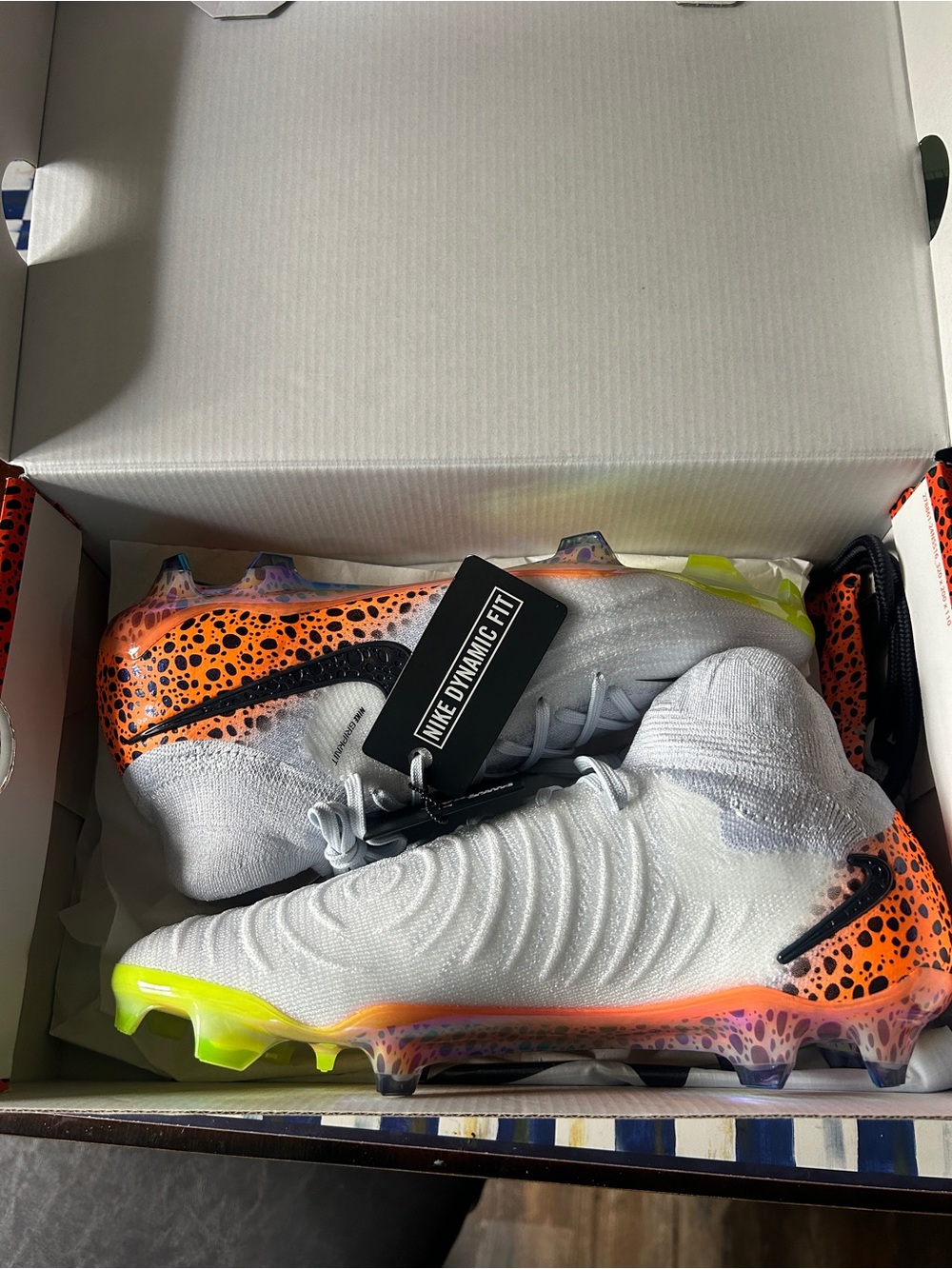 Nike Phantom Luna 2 Elite FG soccer Cleats.